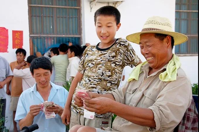 又有好消息！6月起，农村将迎来“4项补贴”，农民高兴了