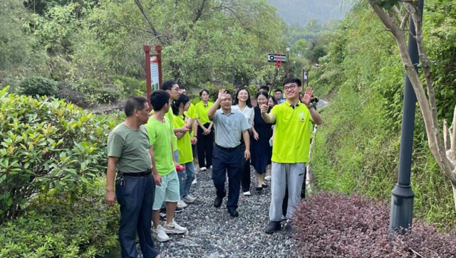 福建农林学子三下乡：直播油茶香飘“云”端 探寻大食物观的“答卷”