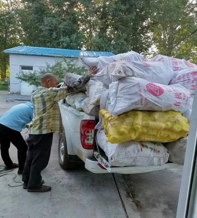 北京圣泉农业专业合作社：阳台种出幸福果，红泥绽放共富花