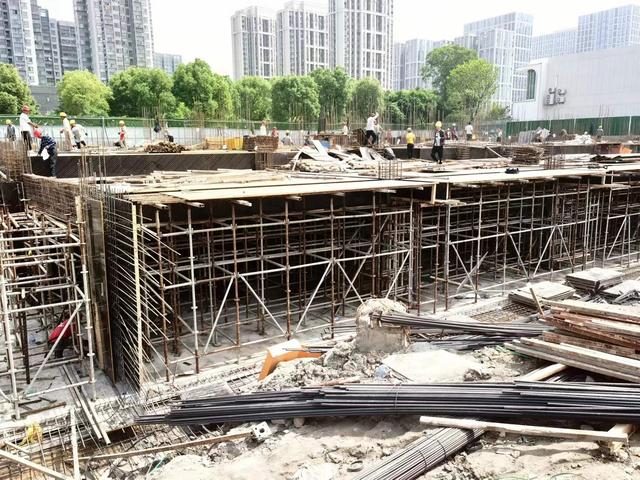 房子是怎么建成的6-地下室顶板施工