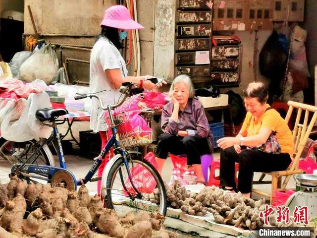 广东侨乡台山“鸡爪芋”中的家乡味道